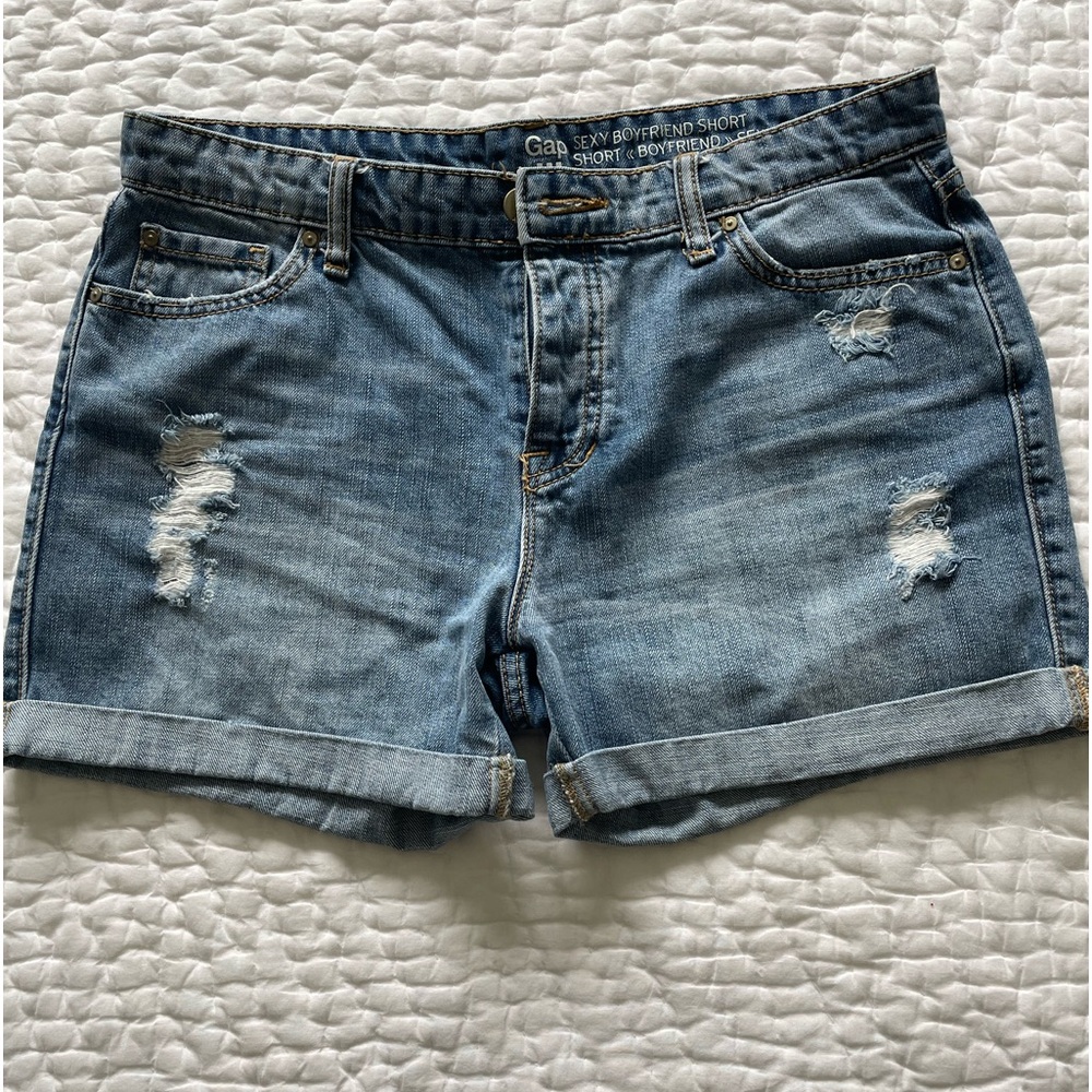 GAP Sexy Boyfriend Jean short